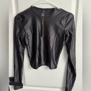 Skims crop top size medium